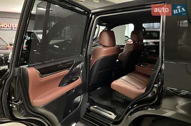 Внедорожник / Кроссовер Lexus LX 2019 в  фото 30 Внедорожник / Кроссовер Lexus LX 2019 в