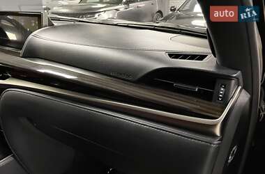 Внедорожник / Кроссовер Lexus LX 2019 в  фото 44 Внедорожник / Кроссовер Lexus LX 2019 в