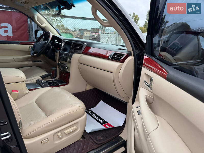 Внедорожник / Кроссовер Lexus LX 2008 в Запорожье фото 16 Внедорожник / Кроссовер Lexus LX 2008 в Запорожье