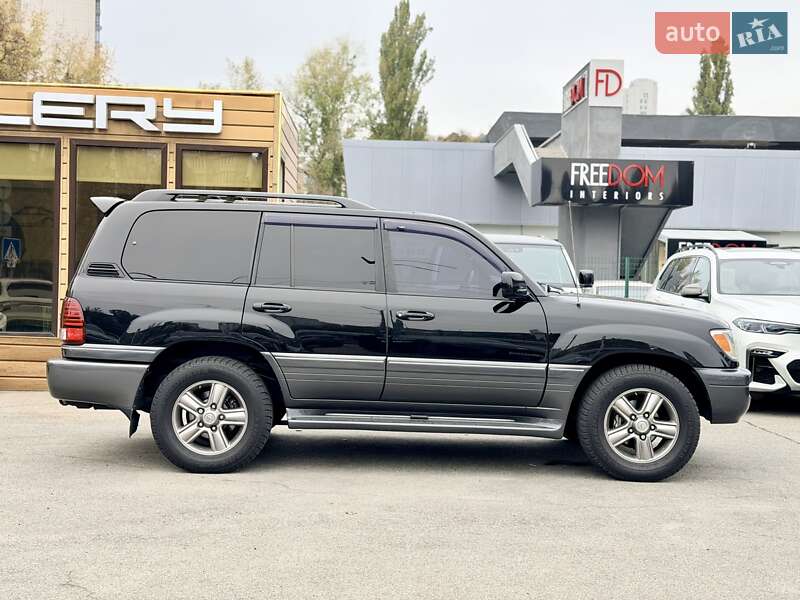 Внедорожник / Кроссовер Lexus LX 2006 в Киеве