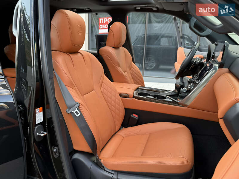 Внедорожник / Кроссовер Lexus LX 2022 в Киеве