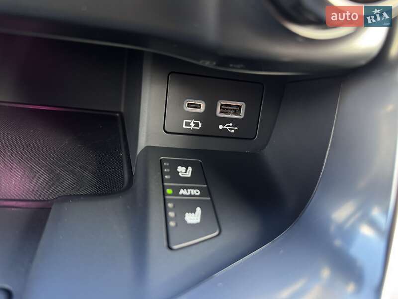 Внедорожник / Кроссовер Lexus LX 2023 в Стрые