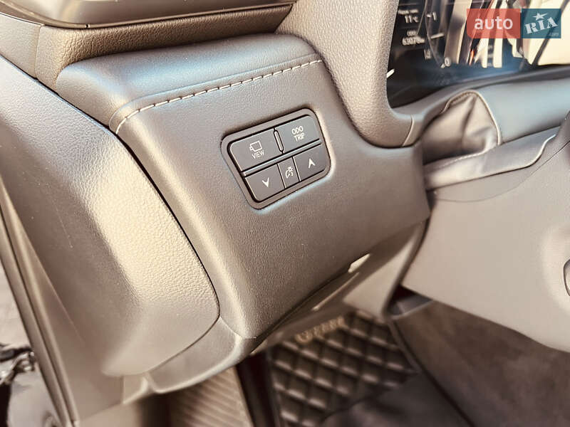 Внедорожник / Кроссовер Lexus LX 2023 в Одессе фото 18 Внедорожник / Кроссовер Lexus LX 2023 в Одессе