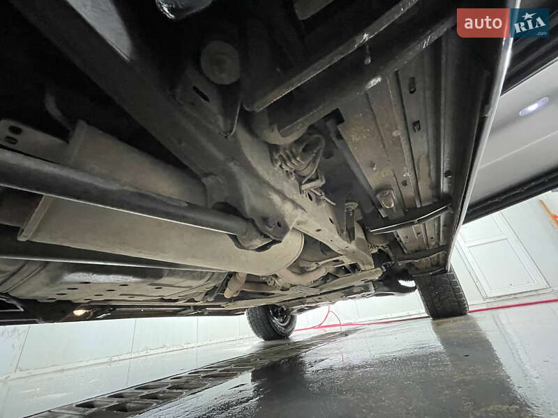 Внедорожник / Кроссовер Lexus LX 2007 в Черновцах