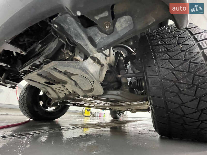 Внедорожник / Кроссовер Lexus LX 2007 в Черновцах