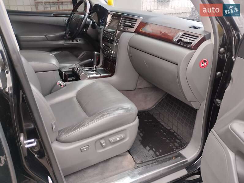 Позашляховик / Кросовер Lexus LX 2010 в Києві фото 5 Позашляховик / Кросовер Lexus LX 2010 в Києві