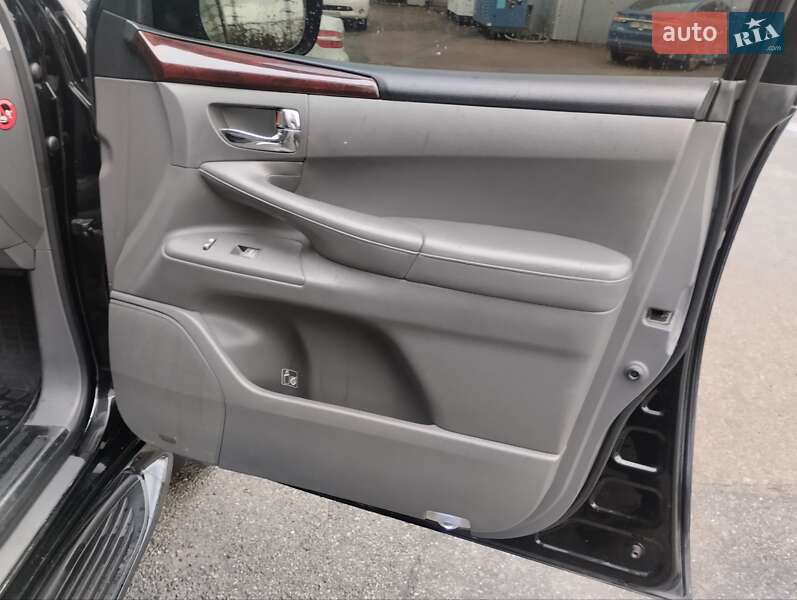 Позашляховик / Кросовер Lexus LX 2010 в Києві фото 12 Позашляховик / Кросовер Lexus LX 2010 в Києві
