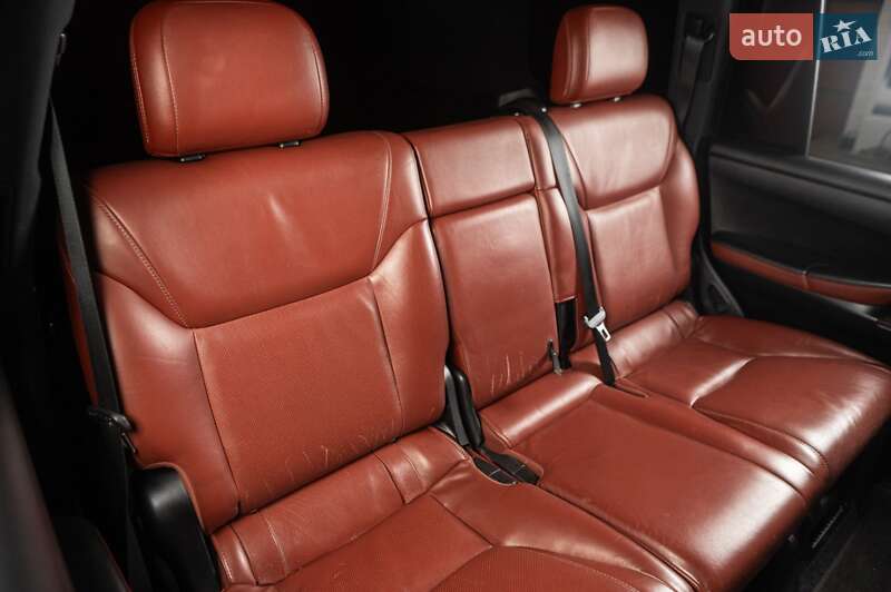 Внедорожник / Кроссовер Lexus LX 2015 в Одессе