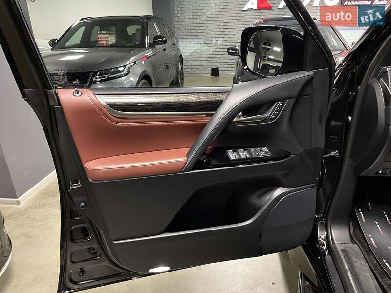 Позашляховик / Кросовер Lexus LX 2018 в Львові фото 25 Позашляховик / Кросовер Lexus LX 2018 в Львові