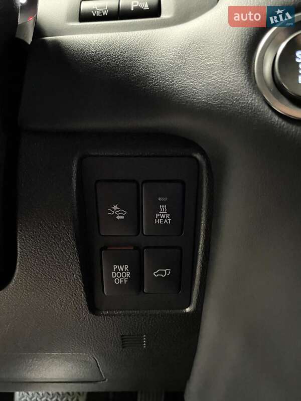 Позашляховик / Кросовер Lexus LX 2018 в Львові фото 50 Позашляховик / Кросовер Lexus LX 2018 в Львові