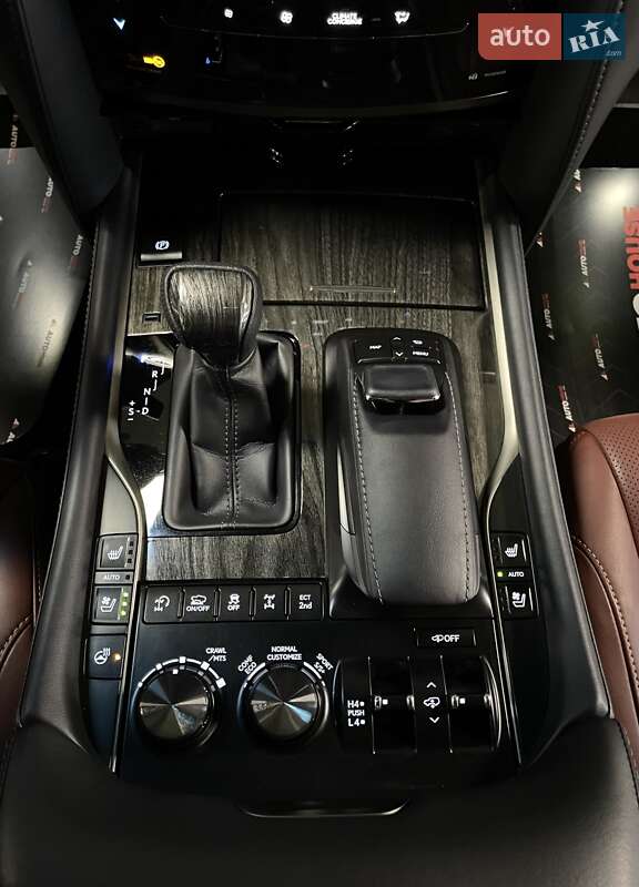 Позашляховик / Кросовер Lexus LX 2018 в Львові фото 67 Позашляховик / Кросовер Lexus LX 2018 в Львові