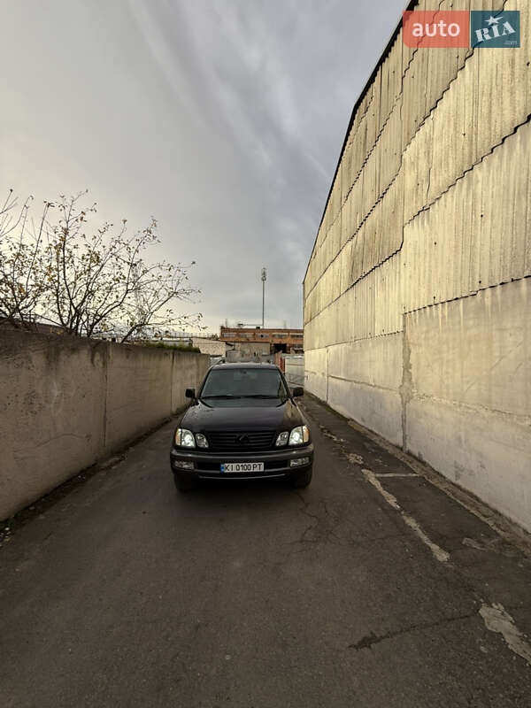 Внедорожник / Кроссовер Lexus LX 2006 в Берёзовке