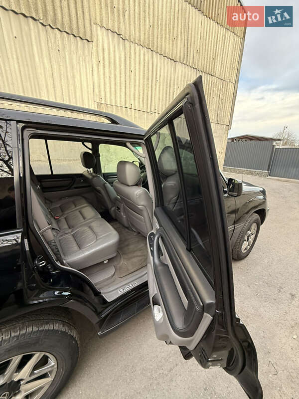 Внедорожник / Кроссовер Lexus LX 2006 в Берёзовке