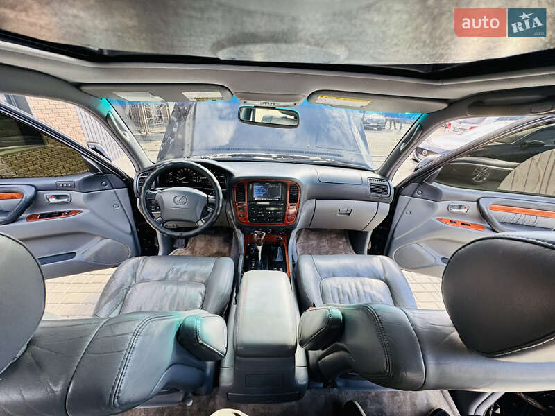 Внедорожник / Кроссовер Lexus LX 1999 в Одессе