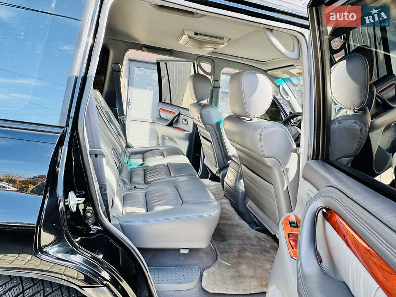 Внедорожник / Кроссовер Lexus LX 1999 в Одессе