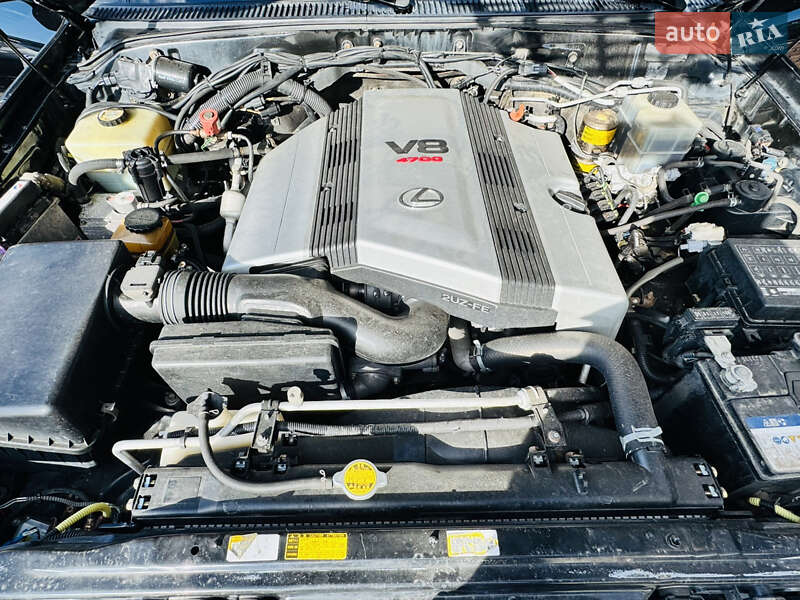 Внедорожник / Кроссовер Lexus LX 1999 в Одессе