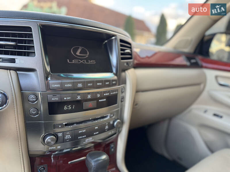 Позашляховик / Кросовер Lexus LX 2008 в Харкові