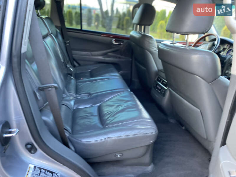 Внедорожник / Кроссовер Lexus LX 2008 в Хмельницком