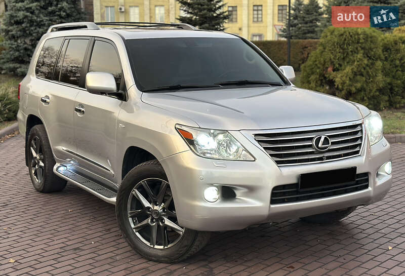 Внедорожник / Кроссовер Lexus LX 2008 в Днепре