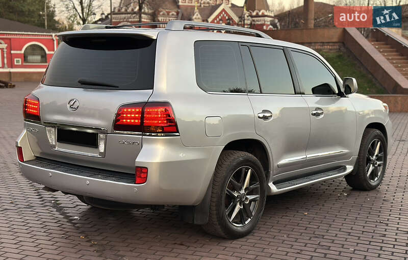 Внедорожник / Кроссовер Lexus LX 2008 в Днепре