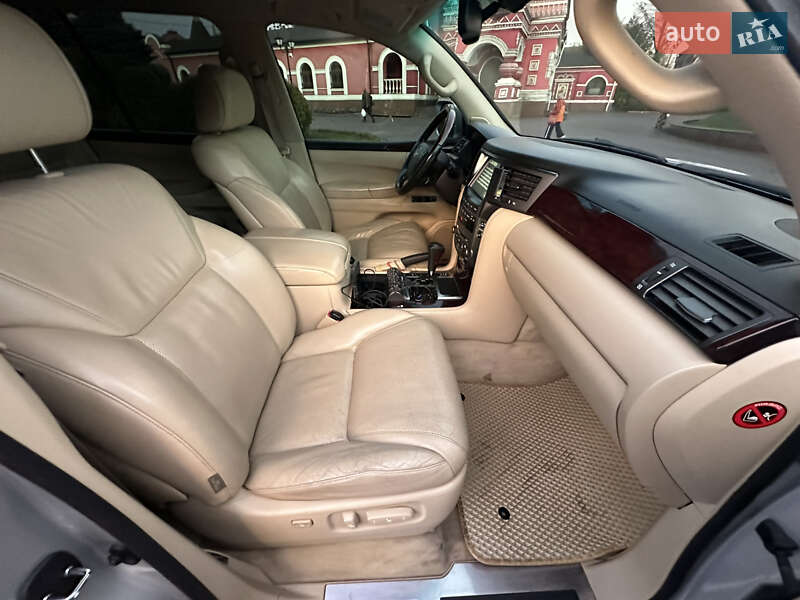 Внедорожник / Кроссовер Lexus LX 2008 в Днепре