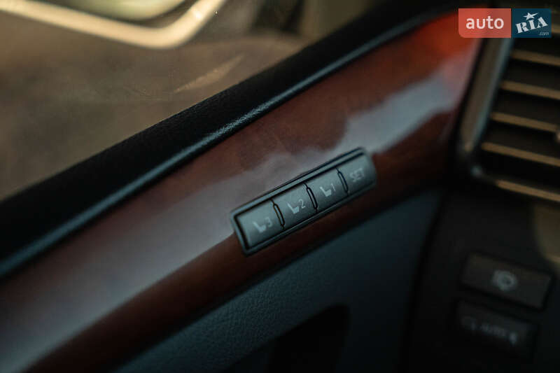 Позашляховик / Кросовер Lexus LX 2008 в Чернівцях