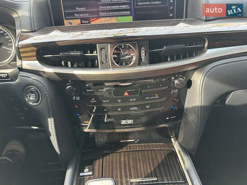 Внедорожник / Кроссовер Lexus LX 2021 в Киеве