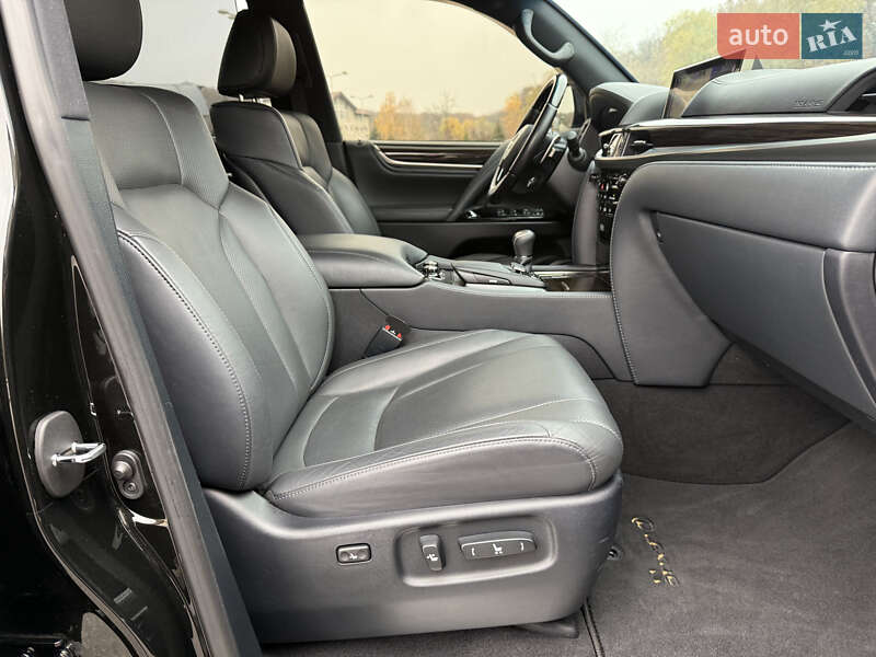 Позашляховик / Кросовер Lexus LX 2021 в Дніпрі