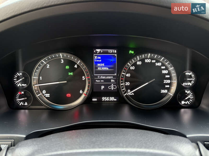 Позашляховик / Кросовер Lexus LX 2021 в Дніпрі