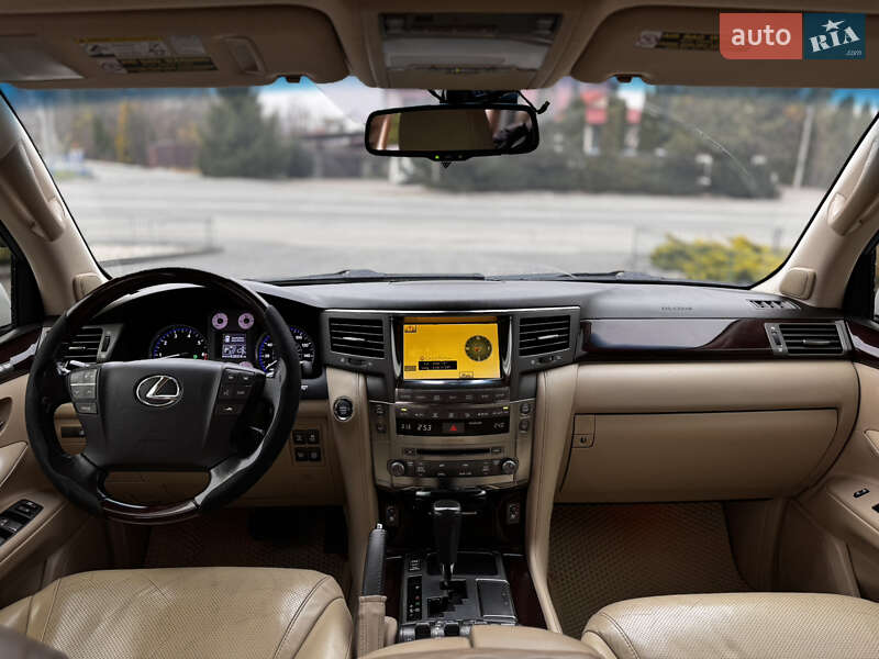 Внедорожник / Кроссовер Lexus LX 2010 в Хмельницком