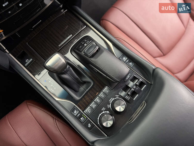 Внедорожник / Кроссовер Lexus LX 2019 в Львове фото 47 Внедорожник / Кроссовер Lexus LX 2019 в Львове