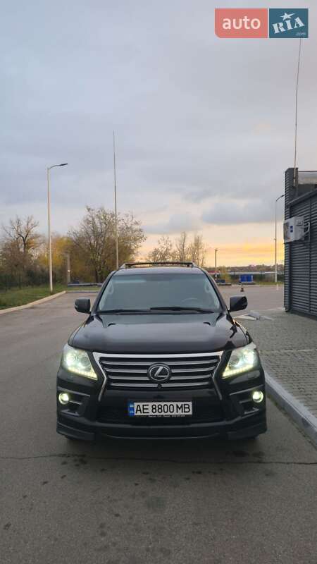 Внедорожник / Кроссовер Lexus LX 2013 в Днепре