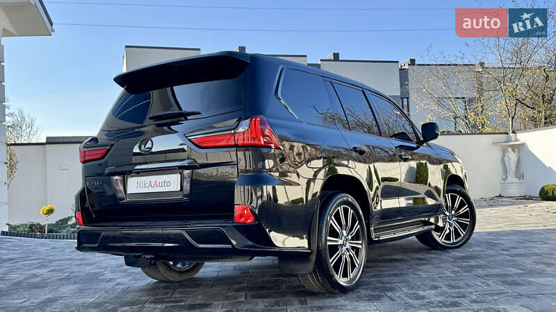 Позашляховик / Кросовер Lexus LX 2018 в Івано-Франківську