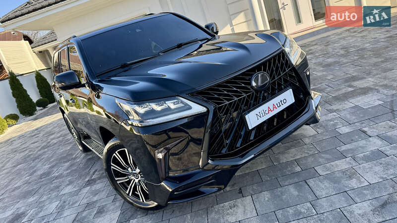 Позашляховик / Кросовер Lexus LX 2018 в Івано-Франківську