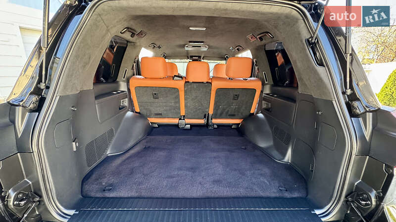 Позашляховик / Кросовер Lexus LX 2018 в Івано-Франківську