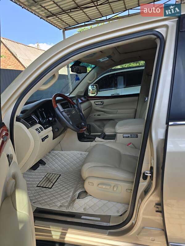 Внедорожник / Кроссовер Lexus LX 2011 в Первомайске