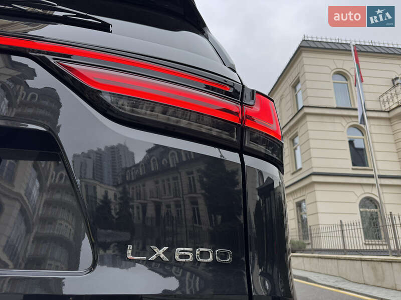 Позашляховик / Кросовер Lexus LX 2023 в Києві