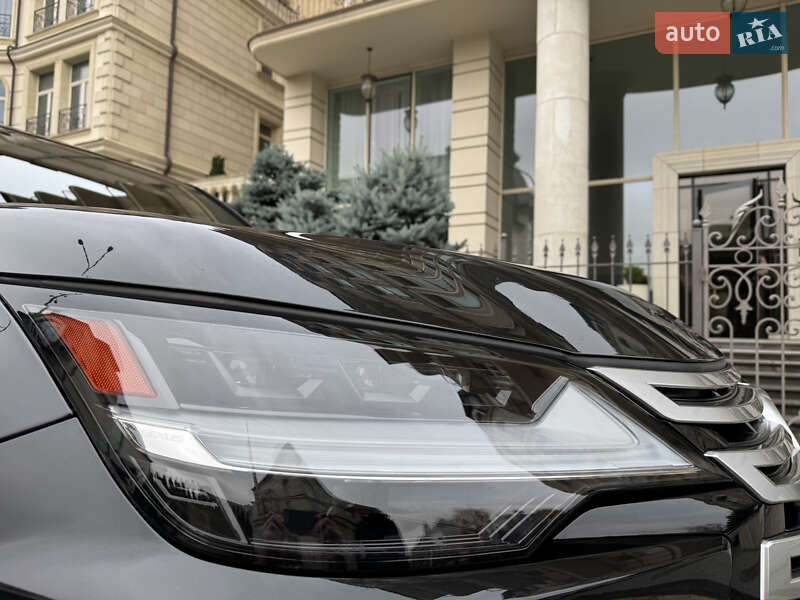 Позашляховик / Кросовер Lexus LX 2023 в Києві