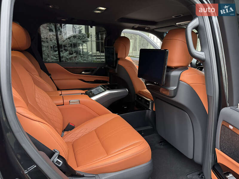 Позашляховик / Кросовер Lexus LX 2023 в Києві
