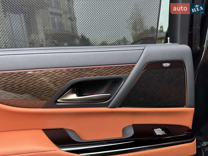 Позашляховик / Кросовер Lexus LX 2023 в Києві