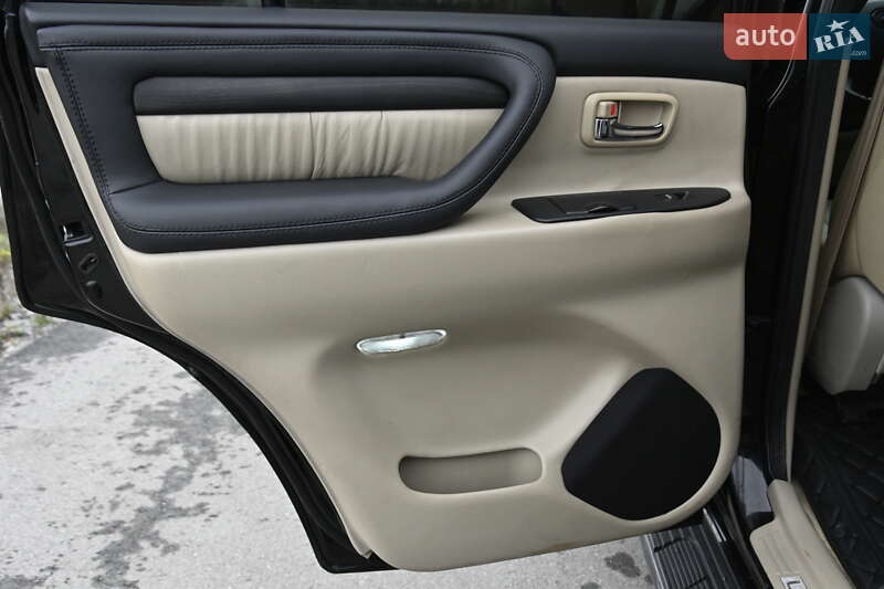 Позашляховик / Кросовер Lexus LX 2007 в Бердичеві