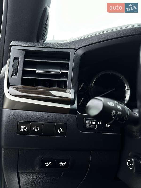 Позашляховик / Кросовер Lexus LX 2020 в Києві фото 24 Позашляховик / Кросовер Lexus LX 2020 в Києві
