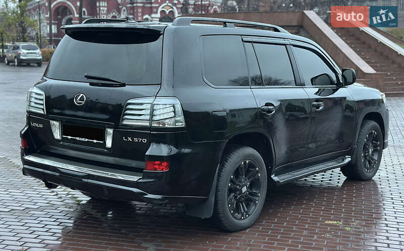 Внедорожник / Кроссовер Lexus LX 2008 в Днепре