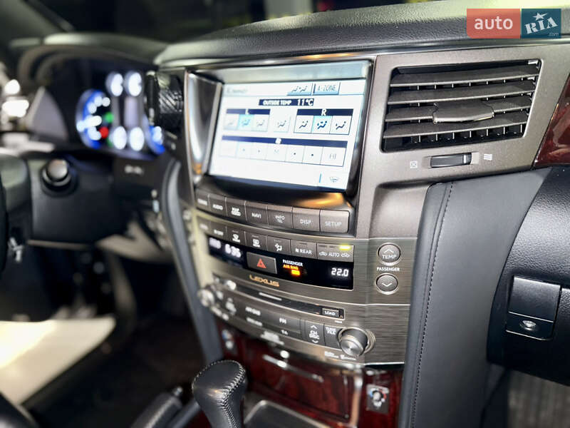 Позашляховик / Кросовер Lexus LX 2011 в Києві фото 40 Позашляховик / Кросовер Lexus LX 2011 в Києві