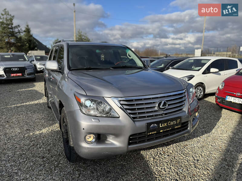 Позашляховик / Кросовер Lexus LX 2008 в Івано-Франківську