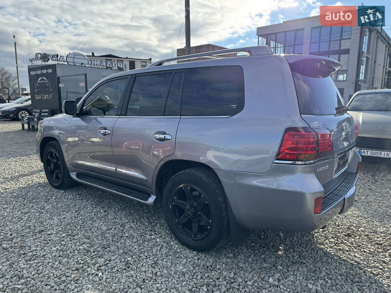 Позашляховик / Кросовер Lexus LX 2008 в Івано-Франківську