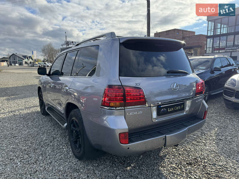 Позашляховик / Кросовер Lexus LX 2008 в Івано-Франківську