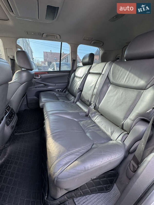 Позашляховик / Кросовер Lexus LX 2008 в Івано-Франківську