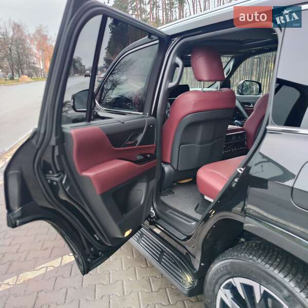 Позашляховик / Кросовер Lexus LX 2022 в Бучі
