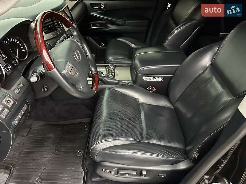 Внедорожник / Кроссовер Lexus LX 2013 в Днепре фото 19 Внедорожник / Кроссовер Lexus LX 2013 в Днепре